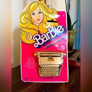 Vintage Barbie Die Cast Metal Typewriter in package. Mattel Toy, 1976